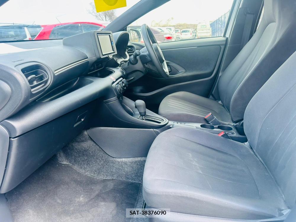 Toyota YARIS 2025 4854305-10