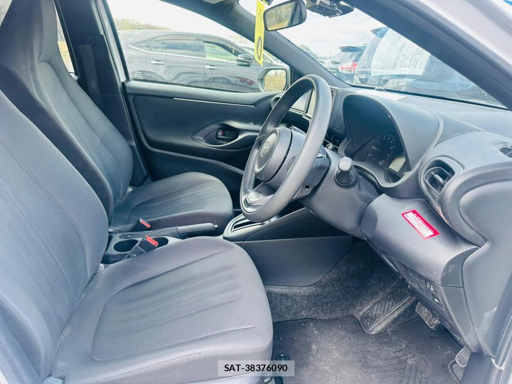 Toyota YARIS 2025 4854305-11