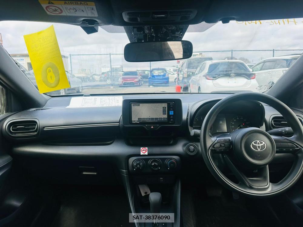 Toyota YARIS 2025 4854305-12