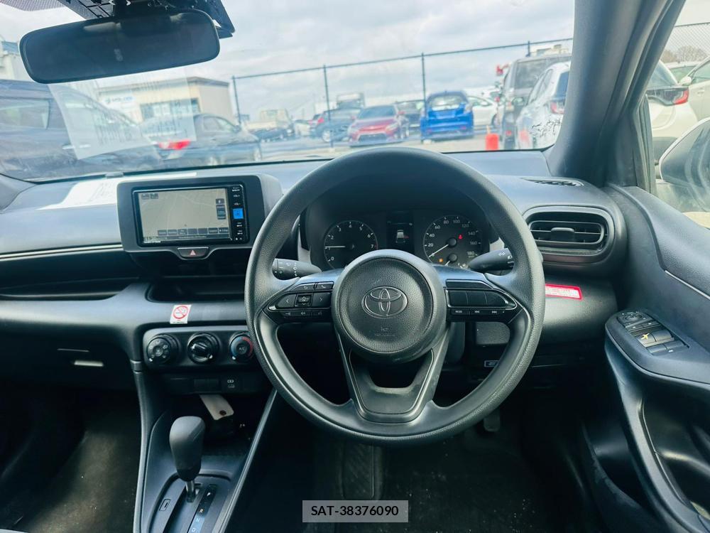 Toyota YARIS 2025 4854305-13