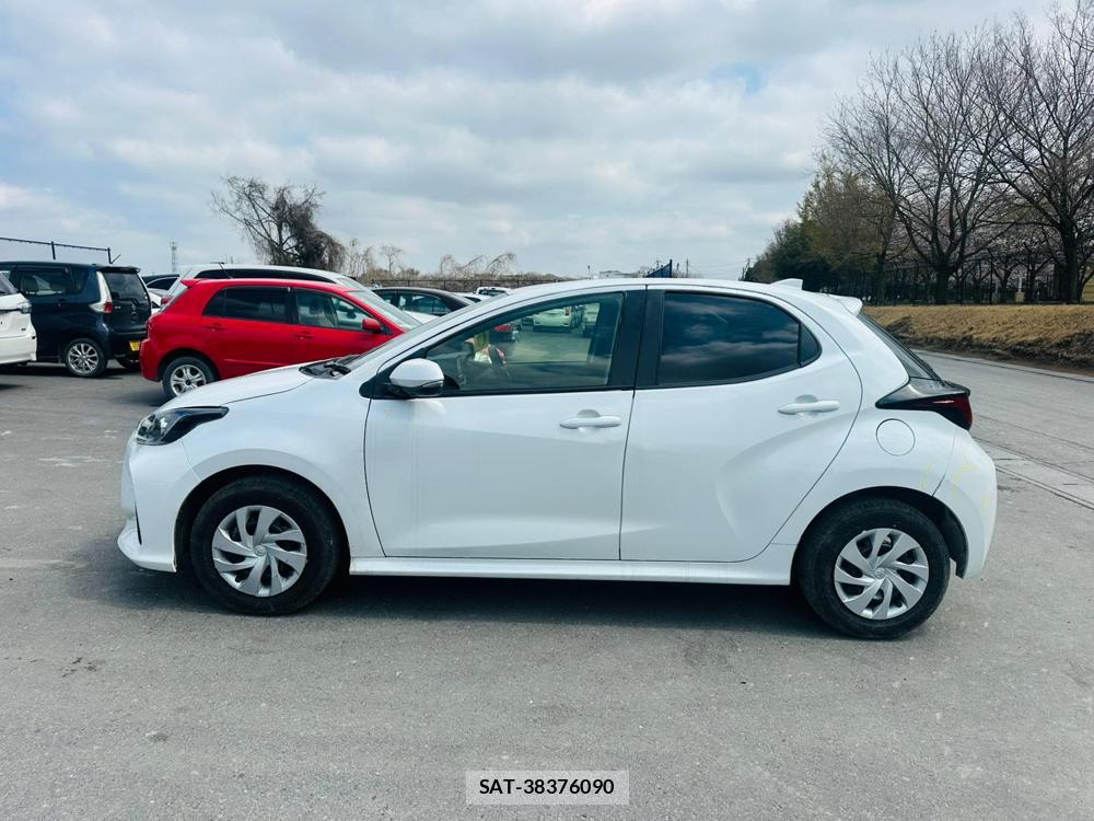 Toyota YARIS 2025 4854305-1
