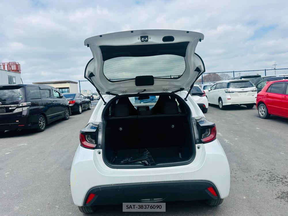 Toyota YARIS 2025 4854305-26