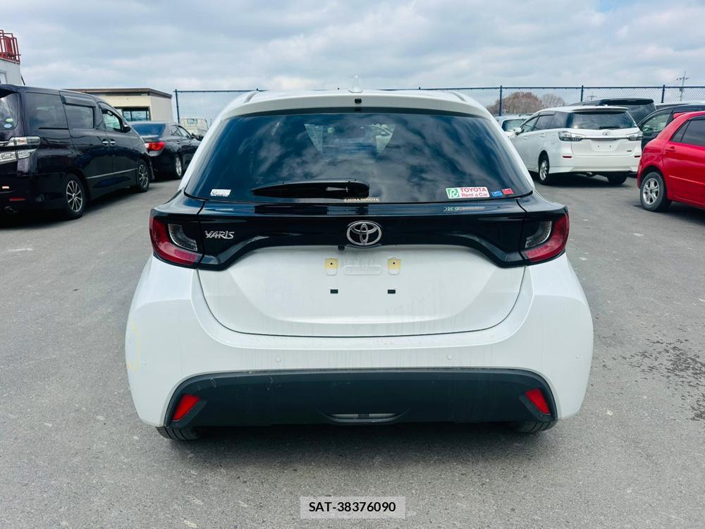 Toyota YARIS 2025 4854305-3