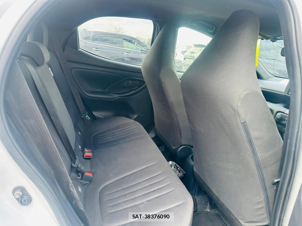 Toyota YARIS 2025 4854305-8