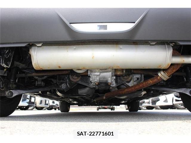 Toyota YARIS 2022-03 6273355-18