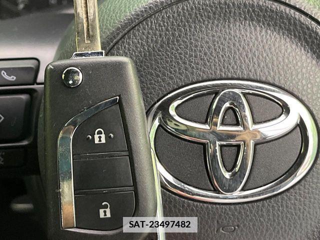 Toyota YARIS 2020-03 6547587-6