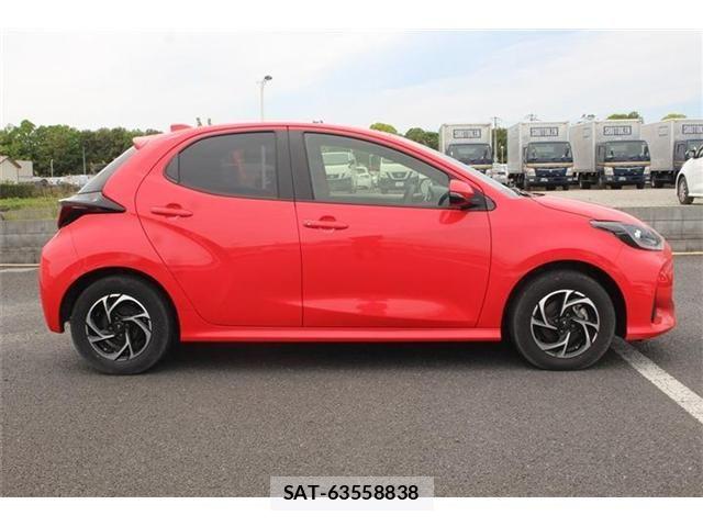 Toyota YARIS 2024-01 6547584-13