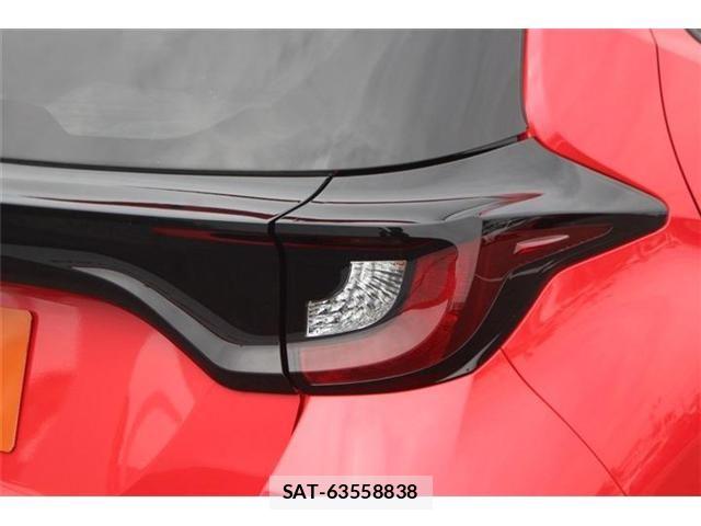 Toyota YARIS 2024-01 6547584-25