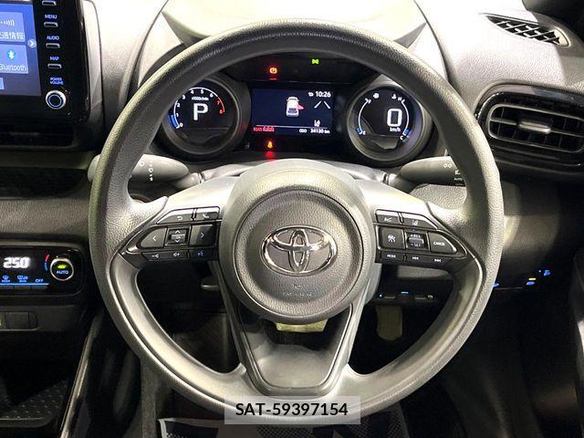 Toyota YARIS 2021-01 6615931-10