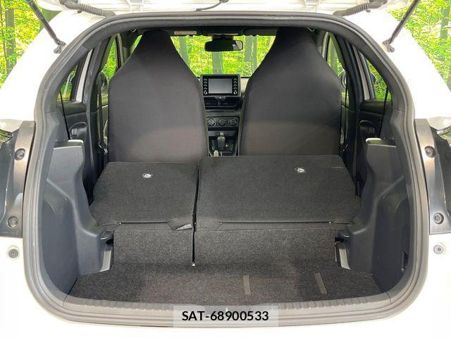 Toyota YARIS 2021-04 6615933-9
