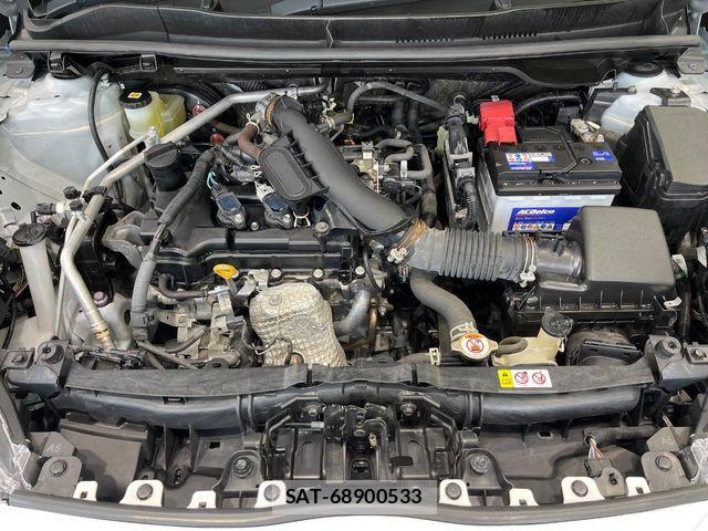 Toyota YARIS 2021-04 6615933-17