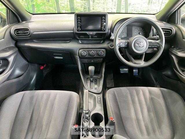 Toyota YARIS 2021-04 6615933-1