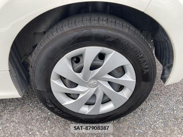 Toyota YARIS 2021-01 6615937-10
