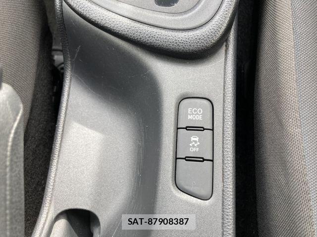 Toyota YARIS 2021-01 6615937-20