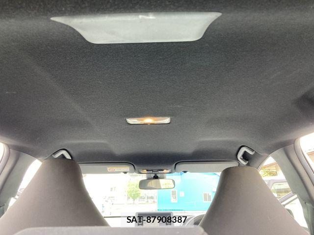 Toyota YARIS 2021-01 6615937-26