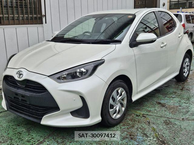 Toyota YARIS 2021-04 6615936-0