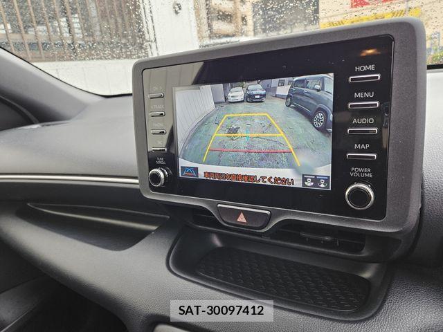 Toyota YARIS 2021-04 6615936-18