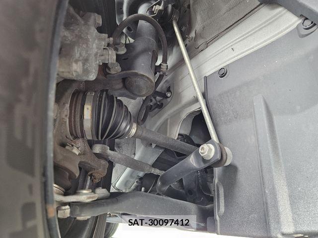Toyota YARIS 2021-04 6615936-27