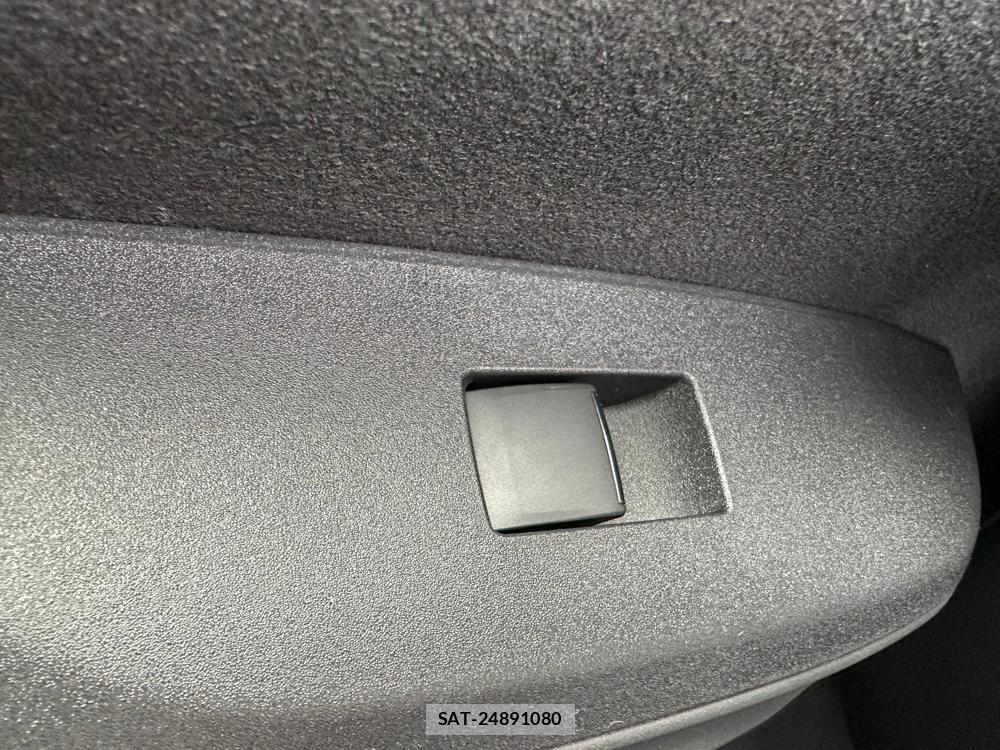 Toyota YARIS 2024-02 6546996-22