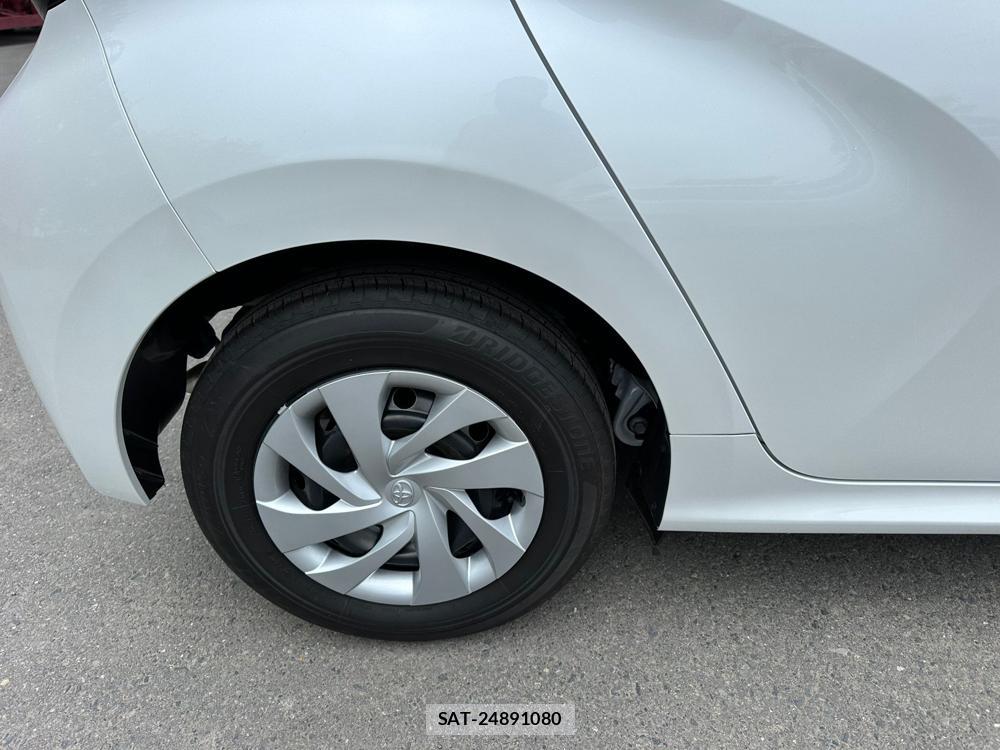 Toyota YARIS 2024-02 6546996-26