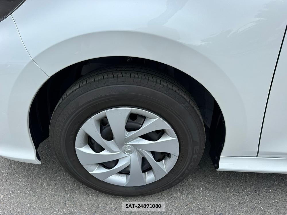 Toyota YARIS 2024-02 6546996-28