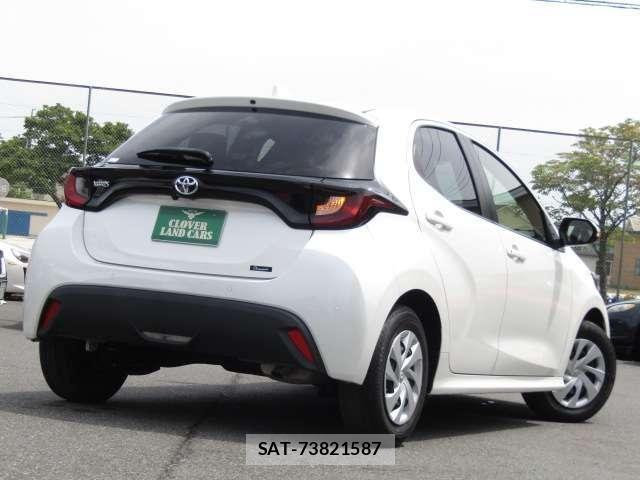 Toyota YARIS 2022-01 6642966-14