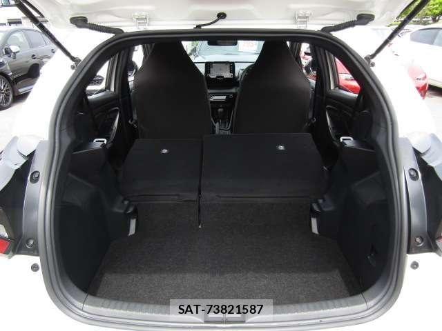Toyota YARIS 2022-01 6642966-18