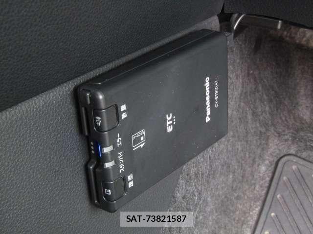 Toyota YARIS 2022-01 6642966-7