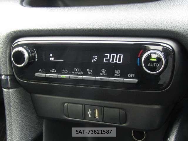 Toyota YARIS 2022-01 6642966-8