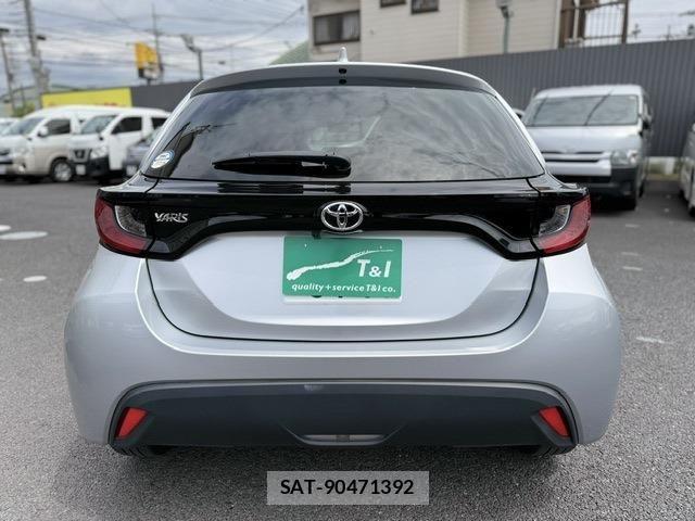 Toyota YARIS 2023-04 6674275-14