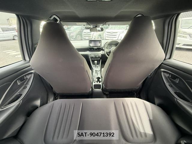 Toyota YARIS 2023-04 6674275-16