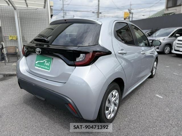 Toyota YARIS 2023-04 6674275-1