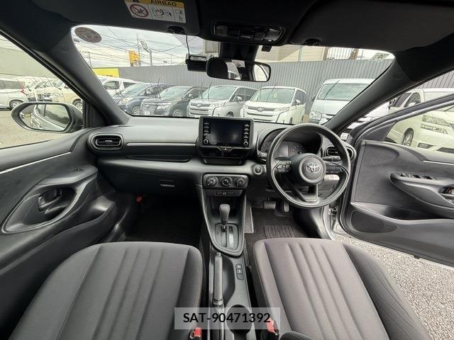 Toyota YARIS 2023-04 6674275-2