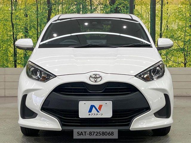 Toyota YARIS 2020-07 6674281-13