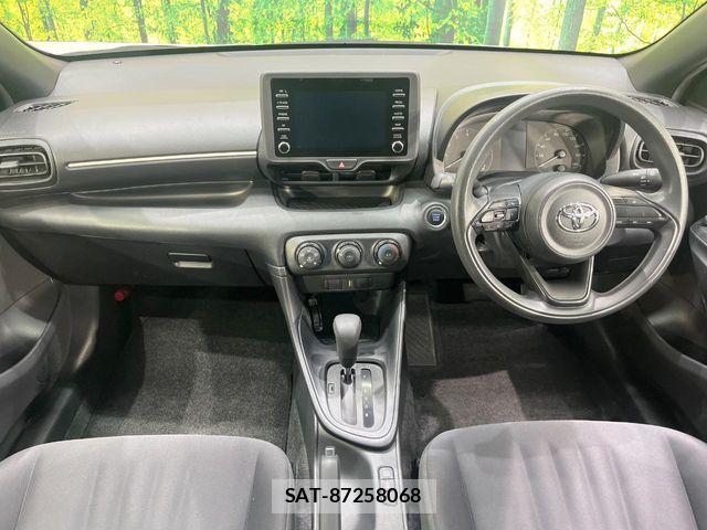 Toyota YARIS 2020-07 6674281-1