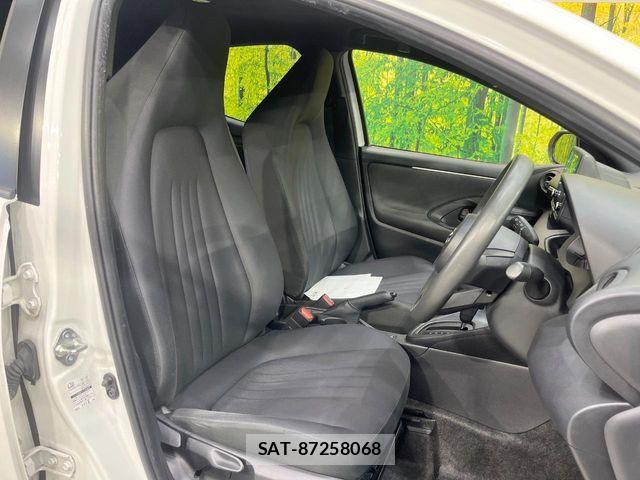 Toyota YARIS 2020-07 6674281-7