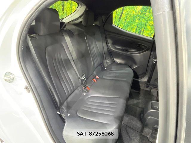 Toyota YARIS 2020-07 6674281-8