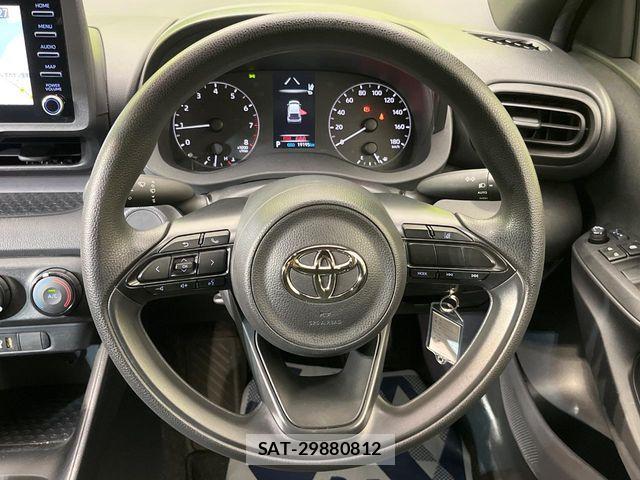 Toyota YARIS 2023-04 6674273-10