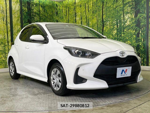 Toyota YARIS 2023-04 6674273-15
