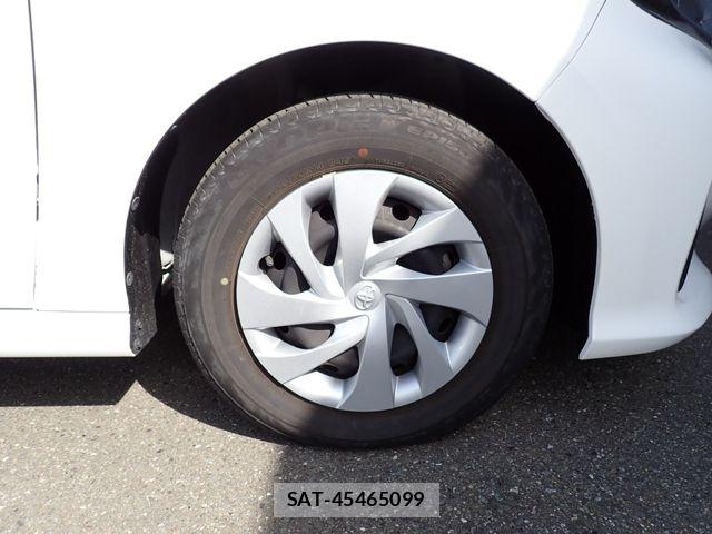 Toyota YARIS 2021-02 6674277-28