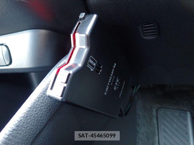 Toyota YARIS 2021-02 6674277-6