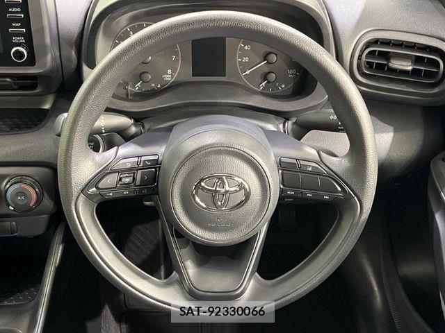 Toyota YARIS 2023-05 6674272-10
