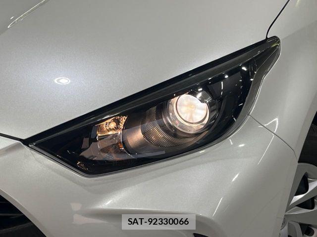 Toyota YARIS 2023-05 6674272-11