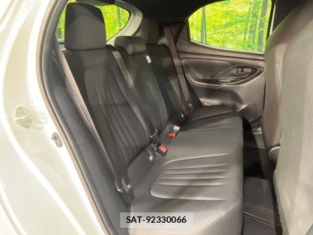 Toyota YARIS 2023-05 6674272-8