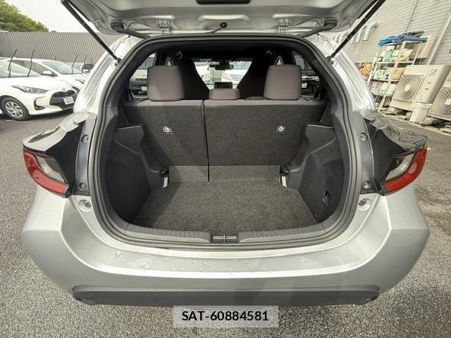 Toyota YARIS 2023-04 6674276-14