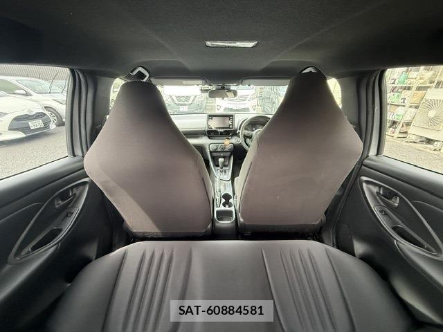 Toyota YARIS 2023-04 6674276-15