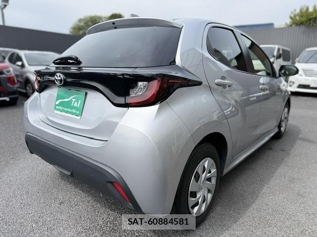 Toyota YARIS 2023-04 6674276-1