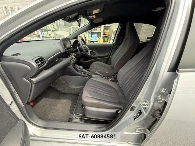 Toyota YARIS 2023-04 6674276-8