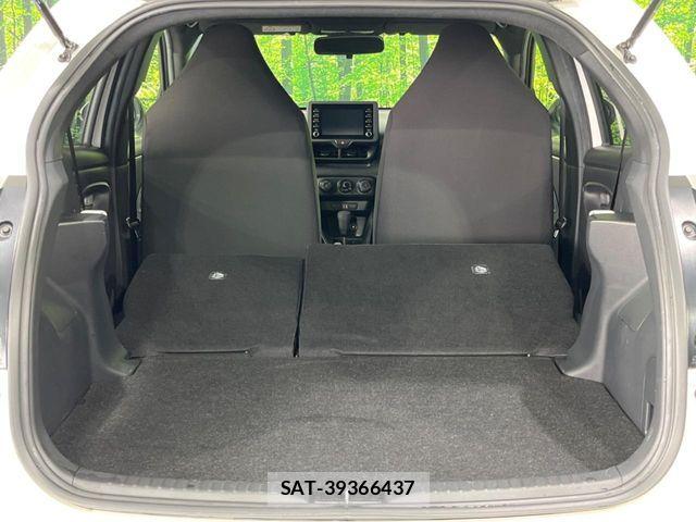 Toyota YARIS 2022-03 6674271-9