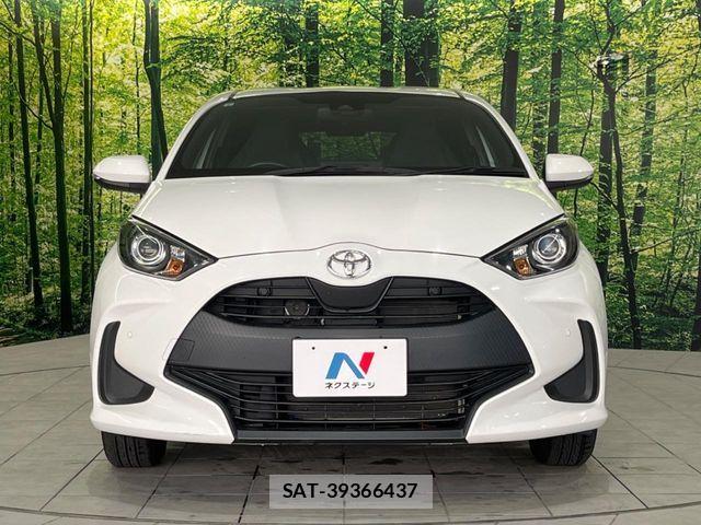 Toyota YARIS 2022-03 6674271-13
